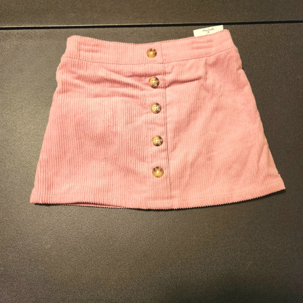 Girls pink corduroy skirt. Size 3T. Buttons on front.